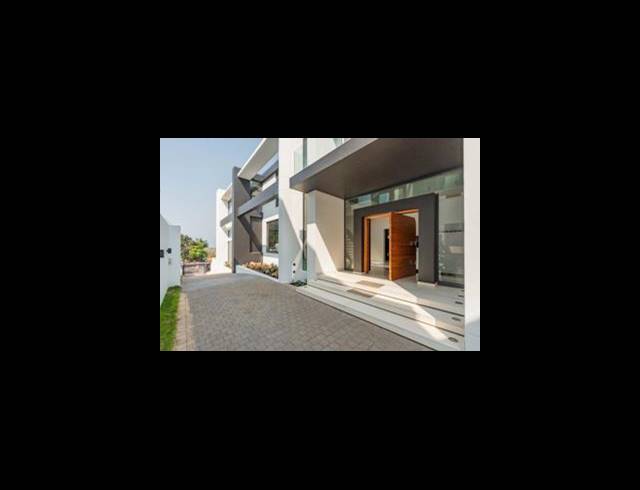 5 BEDROOM HOUSE FOR SALE IN ESSENWOOD